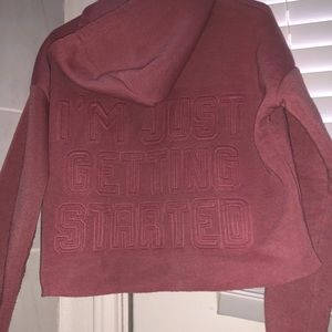 IM JUST GETTING STARTED crop hoodie